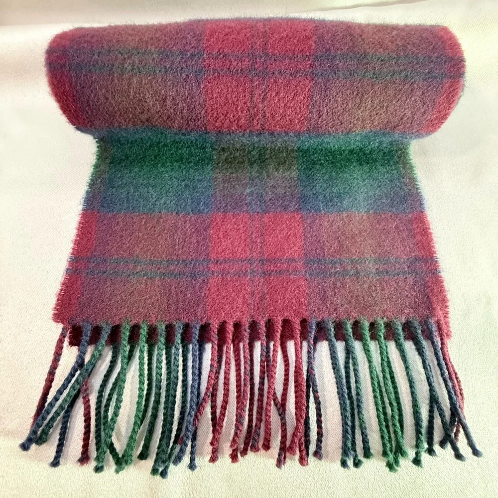 Lochcarron Highlander Scotland Red/Navy/Green Tartan Plaid Lambswool Scarf - Picture 4 of 9